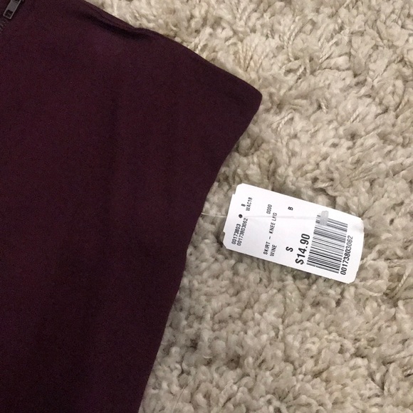 Women’s Forever 21 Pencil Skirt - Picture 3 of 4